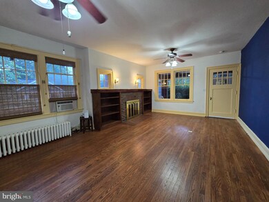 806 Maplewood Ave, Takoma Park, MD 20912 - photo 6