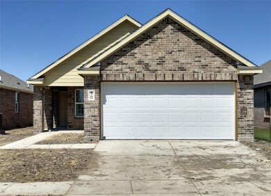 1700 Luke St, Ennis, TX 75119 - photo 2
