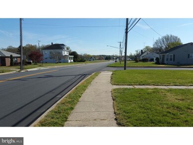 256 Delaware Ave, Harrington, DE 19952 - photo 5