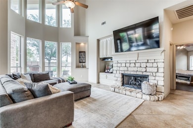 8909 Thornway Dr, North Richland Hills, TX 76182 - photo 2