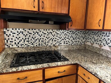Gas cooktop