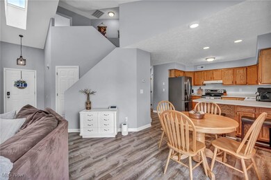 4052 Pine Dr unit 72, Rootstown, OH 44272 - photo 7