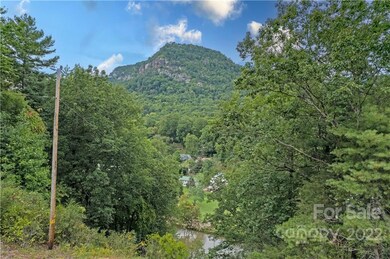 Mountain and river views, the best of both worlds.