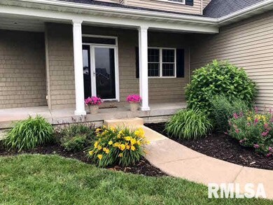 17 Nicholas Ct, Eldridge, IA 52748 - photo 2