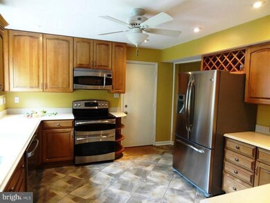 11821 Silent Valley Ln, North Potomac, MD 20878 - photo 7