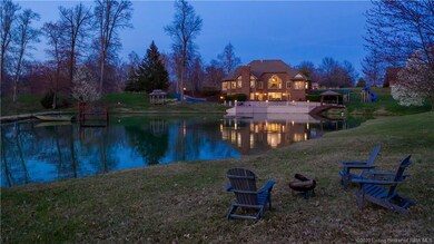 This property is gorgeous in the evenings.