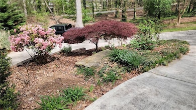 Gorgeous landscaping really shows off in Spring, S