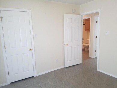 216 Blue Bell Ct unit 218, Weatherford, TX 76088 - photo 5