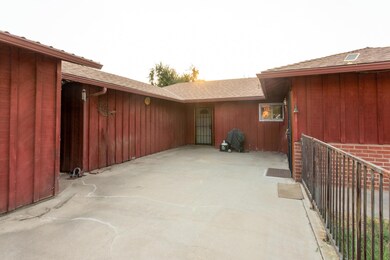 28536 Avenue 138, Porterville, CA 93257 - photo 3