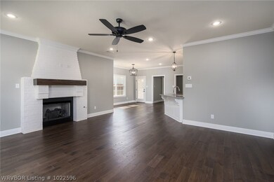 8109 Donnington Ct, Fort Smith, AR 72916 - photo 5