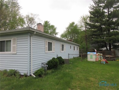 4128 Hopkins Ct, Toledo, OH 43607 - photo 3