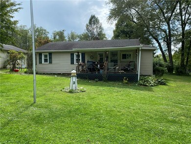 Welcome to 3 Smallwood St.