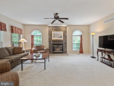 2 Turning Leaf Ct, Rosedale, MD 21237 - photo 2