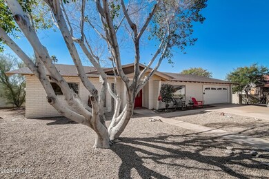 4-web-or-mls-N 22nd Pl-004