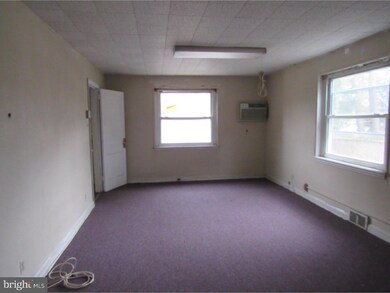 135 E Plumstead Ave, Lansdowne, PA 19050 - photo 7