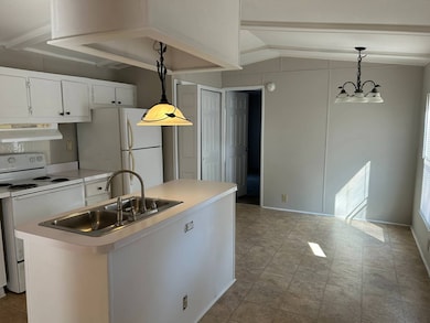 94 White Oak Village, Rainbow City, AL 35906 - photo 3