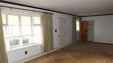 5827 Fox Ln, Emmaus, PA 18049 - photo 5