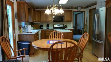 1716 E Rusholme St, Davenport, IA 52803 - photo 6