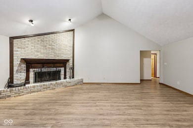 6251 Crystal Springs Dr, Avon, IN 46123 - photo 7