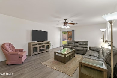 16034 W Winchcomb Dr, Surprise, AZ 85379 - photo 3