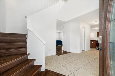 2042 Mickle Creek Dr, Houston, TX 77049 - photo 4