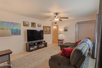 3018 W Lawrence Ln, Phoenix, AZ 85051 - photo 4