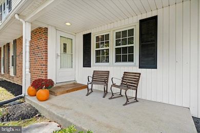 3347 Altamont Dr, Wilmington, DE 19810 - photo 2