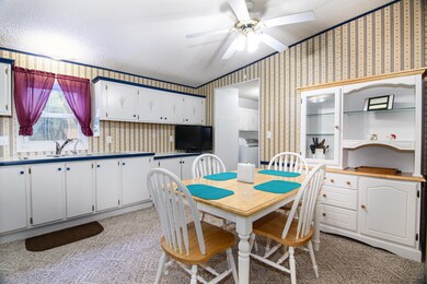 Kitchen Dining Combo