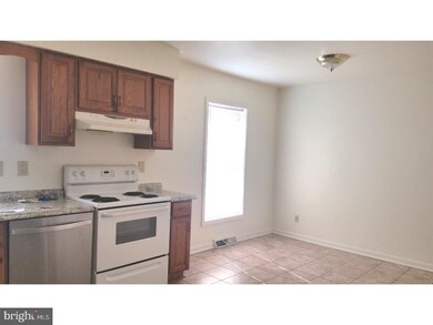 201 Franklin St, Trenton, NJ 08611 - photo 6