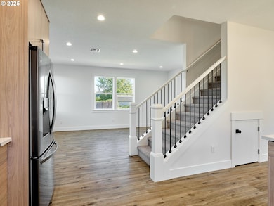 220 Juniper Ave, Gervais, OR 97026 - photo 2