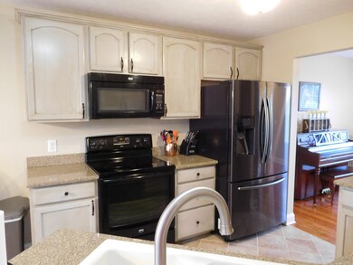 2438 Bluebird Rd, Lebanon, TN 37087 - photo 7