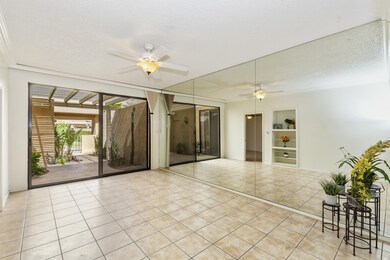 009_Living Room