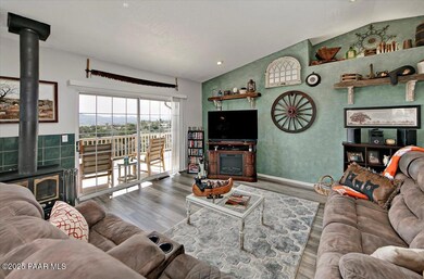 12025 E Yavapai St, Dewey-Humboldt, AZ 86327 - photo 7