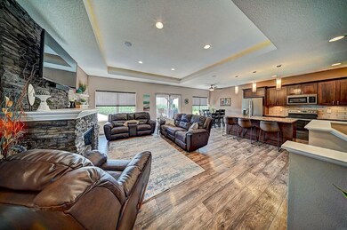 334 Limerick Dr, Jesup, IA 50648 - photo 7