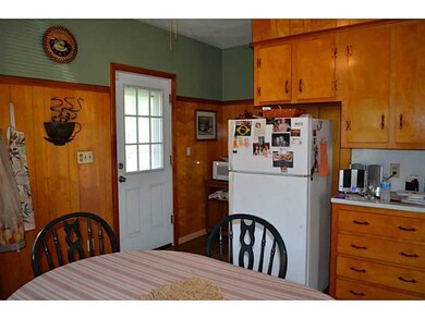 327 Norwood Ave, Warwick, RI 02888 - photo 4