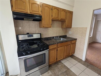 19 S Madison St unit 2, Allentown, PA 18102 - photo 4
