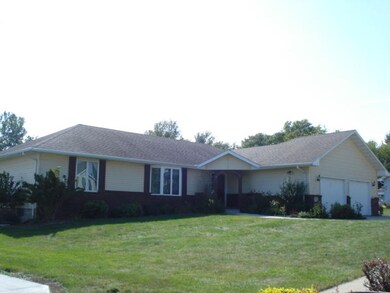 208 Fischer Dr