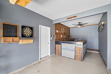 366 Lake Line Dr, Alvin, TX 77511 - photo 3