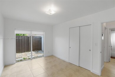 932 Moffett St unit 5, Hallandale Beach, FL 33009 - photo 5