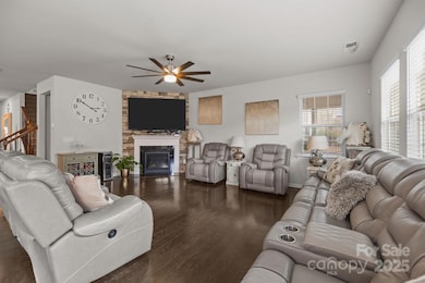 16812 Lookout Landing Ln, Charlotte, NC 28278 - photo 4