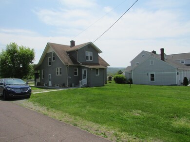 1031 E Front St, Berwick, PA 18603 - photo 7