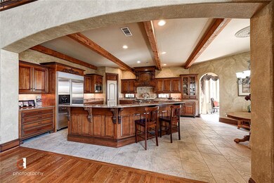 Huge kitchen with all of the bells and whistles!