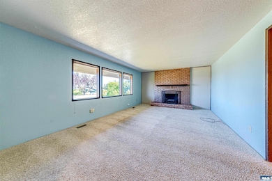 305 Norman St, Sequim, WA 98382 - photo 4