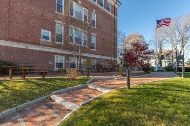 52 Sanborn St unit 205, Reading, MA 01867 - photo 4