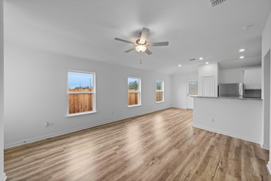 18420 Stellers Sea St, Elgin, TX 78621 - photo 3