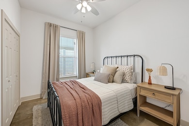 Secondary bedroom!
Model home.