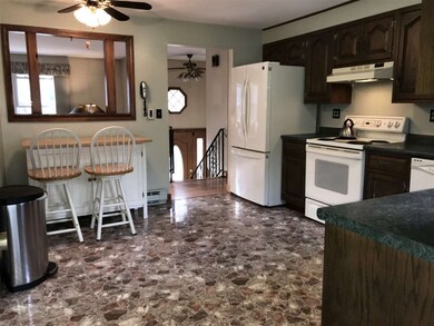 112 Hilldale Ave, South Hampton, NH 03827 - photo 3