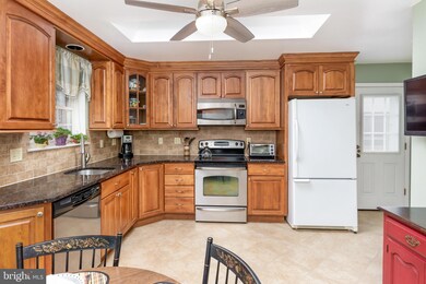 9107 Waltham Woods Rd, Parkville, MD 21234 - photo 7