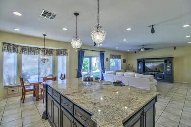 Kitchen_2