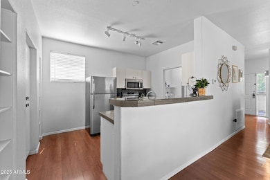 007-kitchen